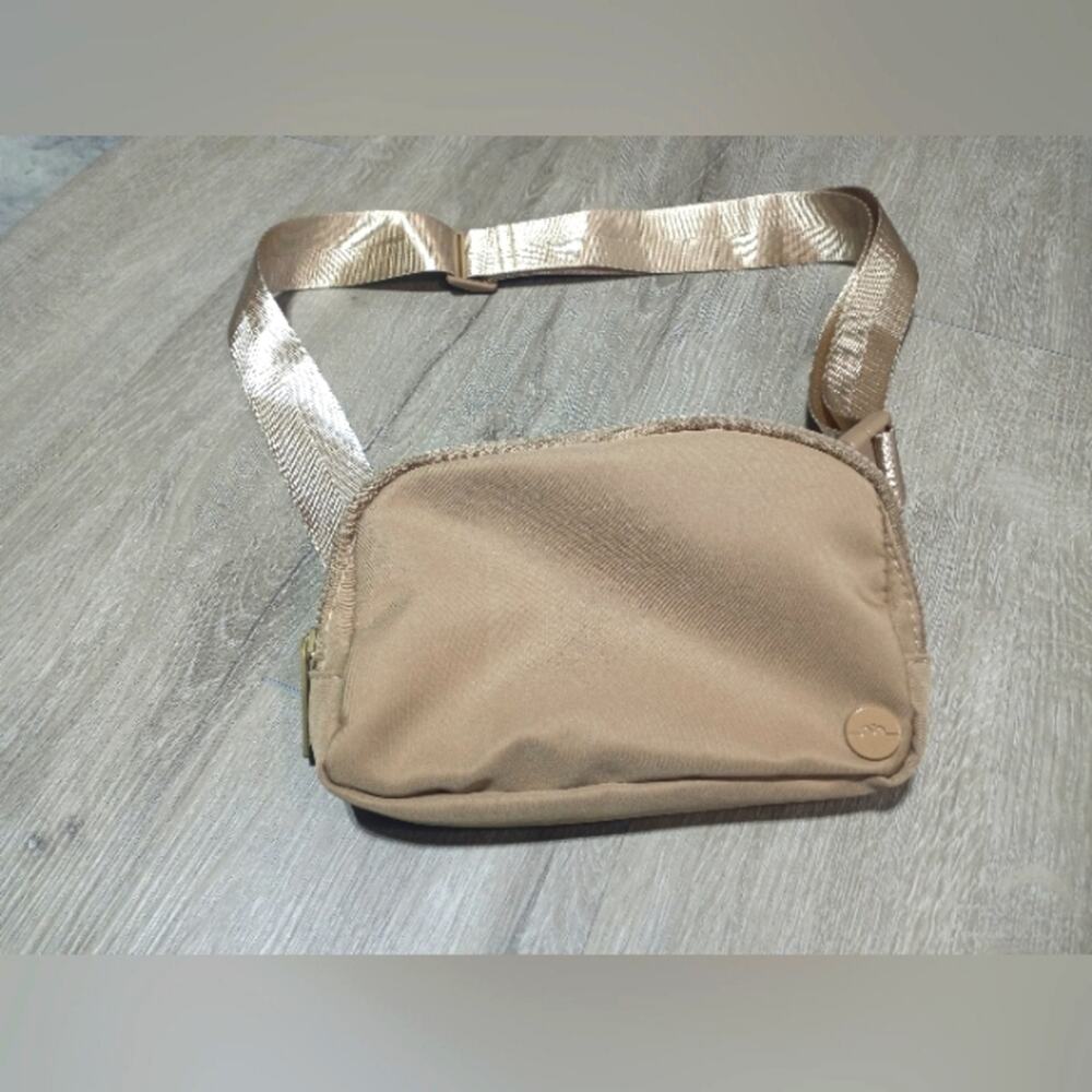 Primo Belt Bag Tan